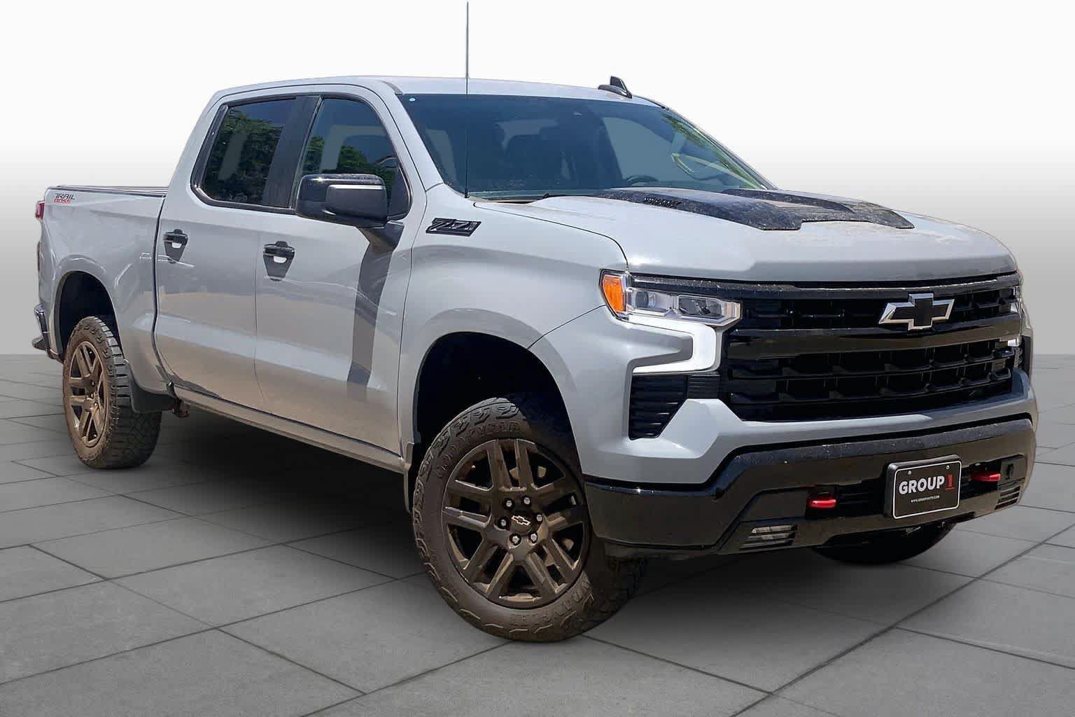 Used 2024 Chevrolet Silverado 1500 LT Trail Boss w/ Protection Package AWD/4WD image 3