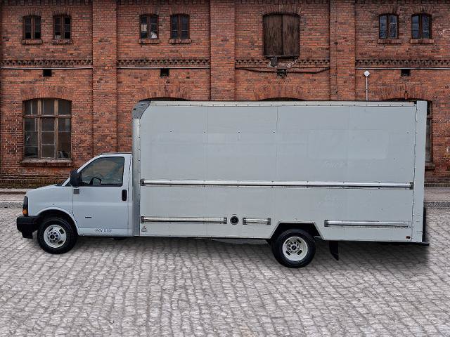 Used 2021 GMC Savana 3500 Extended w/ Power Convenience Package RWD image 7