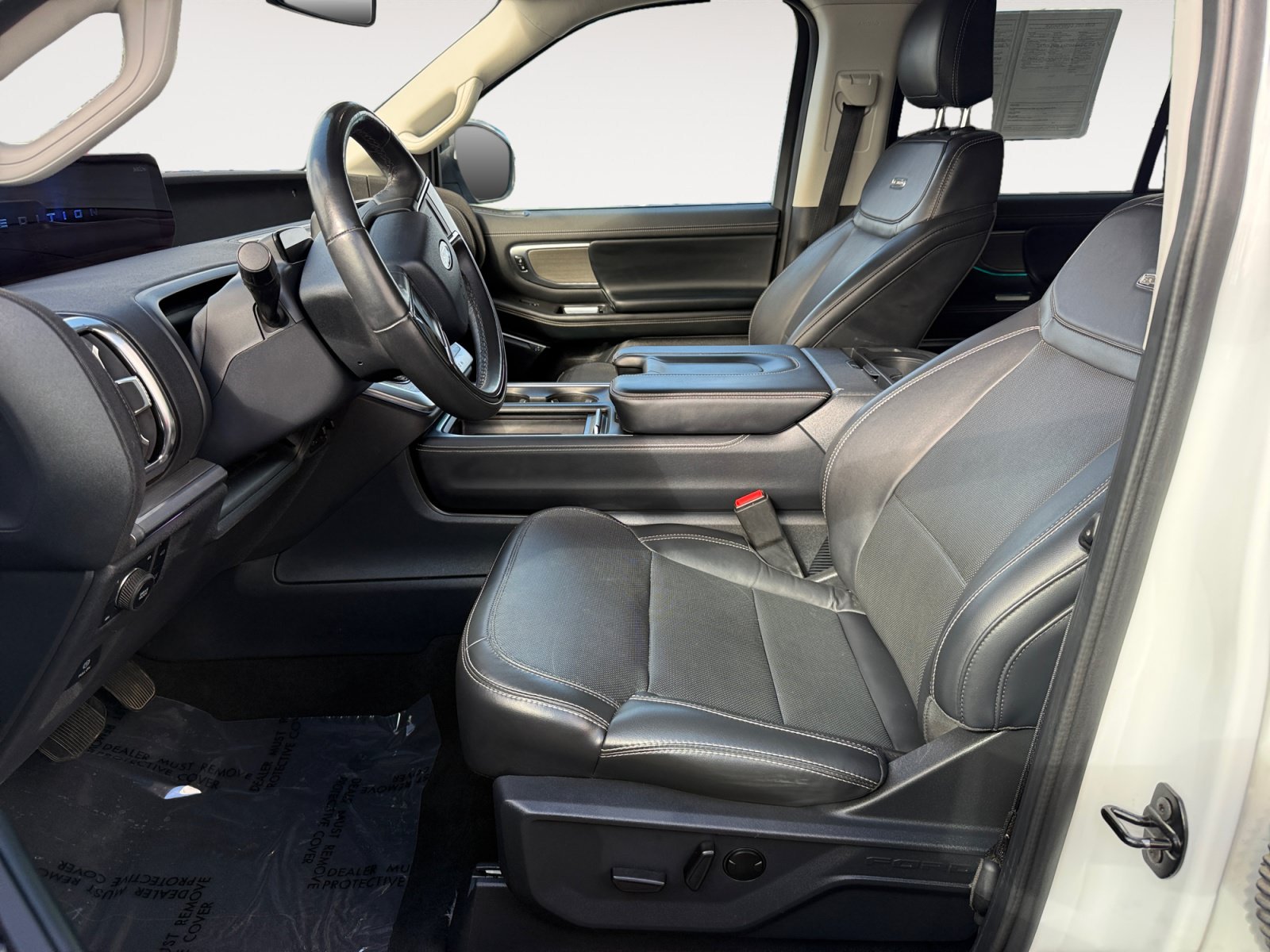 Certified 2025 Ford Expedition Platinum AWD/4WD image 10