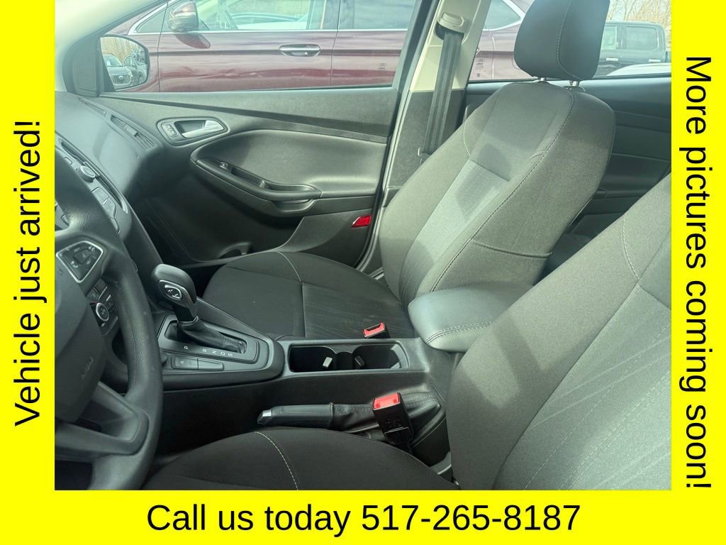 Certified 2018 Ford Focus SE image 3