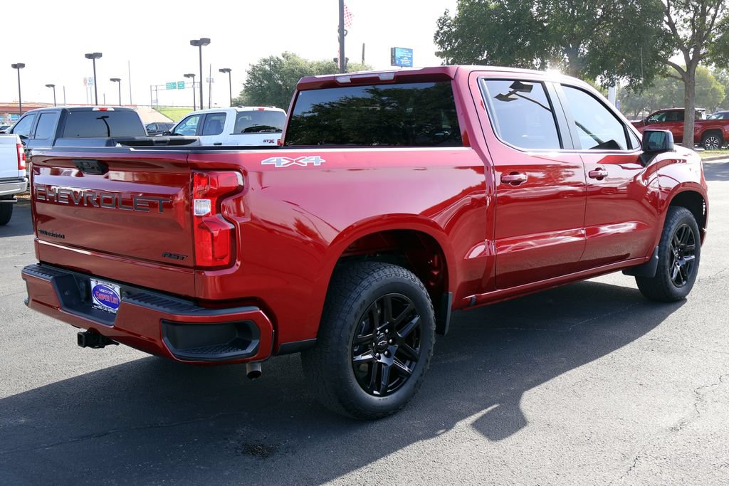 Used 2025 Chevrolet Silverado 1500 RST w/ LPO, Dark Essentials Package AWD/4WD image 18