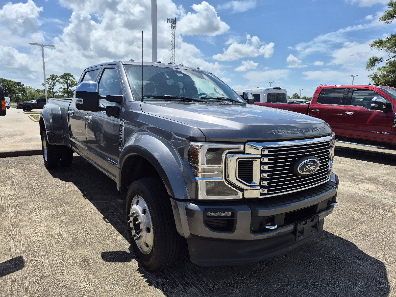 Certified 2022 Ford F450 Platinum w/ FX4 Off-Road Package AWD/4WD image 2