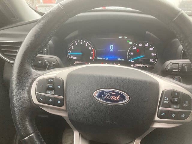 Certified 2020 Ford Explorer XLT w/ Equipment Group 202A AWD/4WD image 24