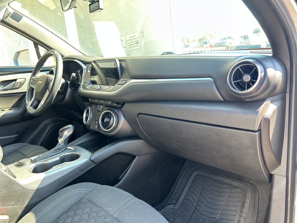 Used 2019 Chevrolet Blazer LT FWD image 15
