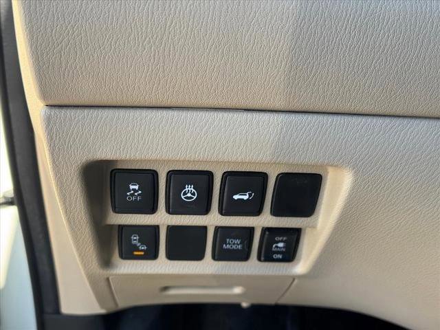 Used 2018 Nissan Pathfinder SL image 20