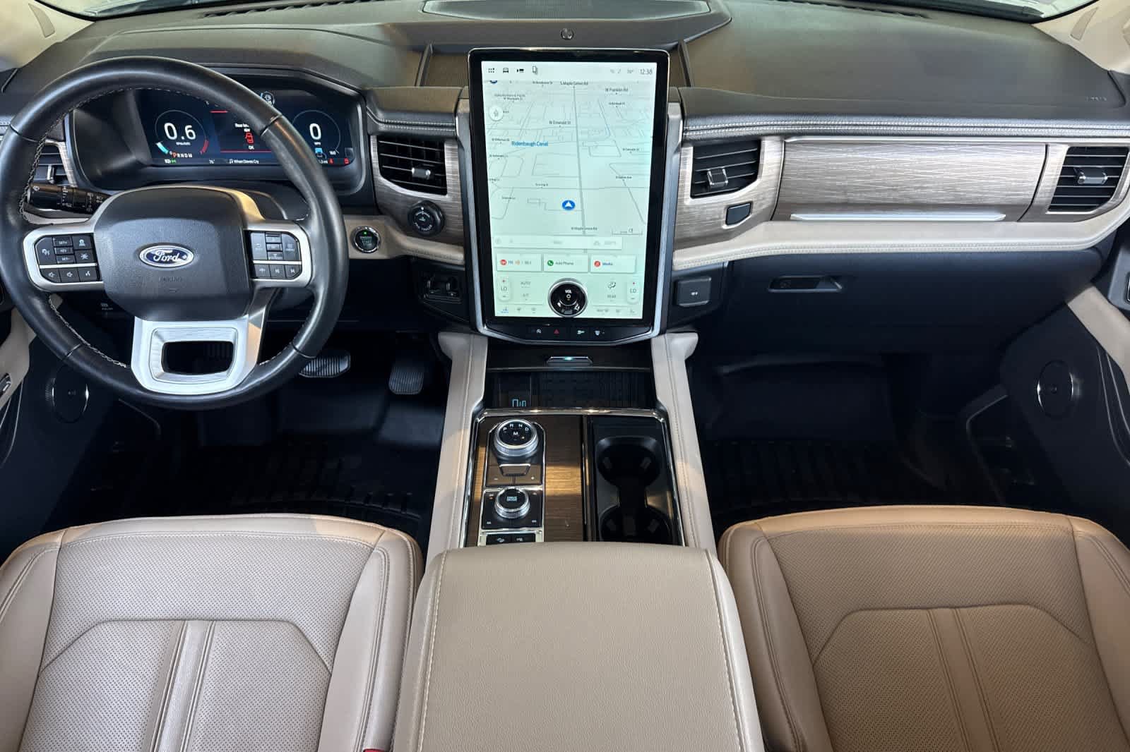 Certified 2024 Ford Expedition Limited AWD/4WD image 3