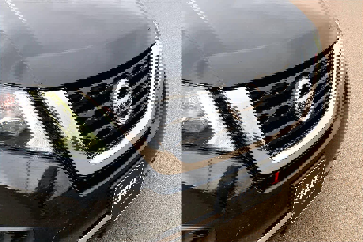 Used 2019 Nissan Pathfinder Platinum image 29