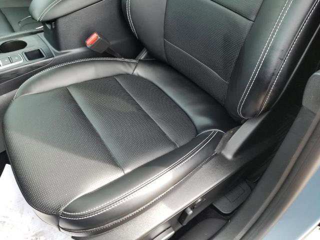 Certified 2023 Ford Escape Platinum image 13