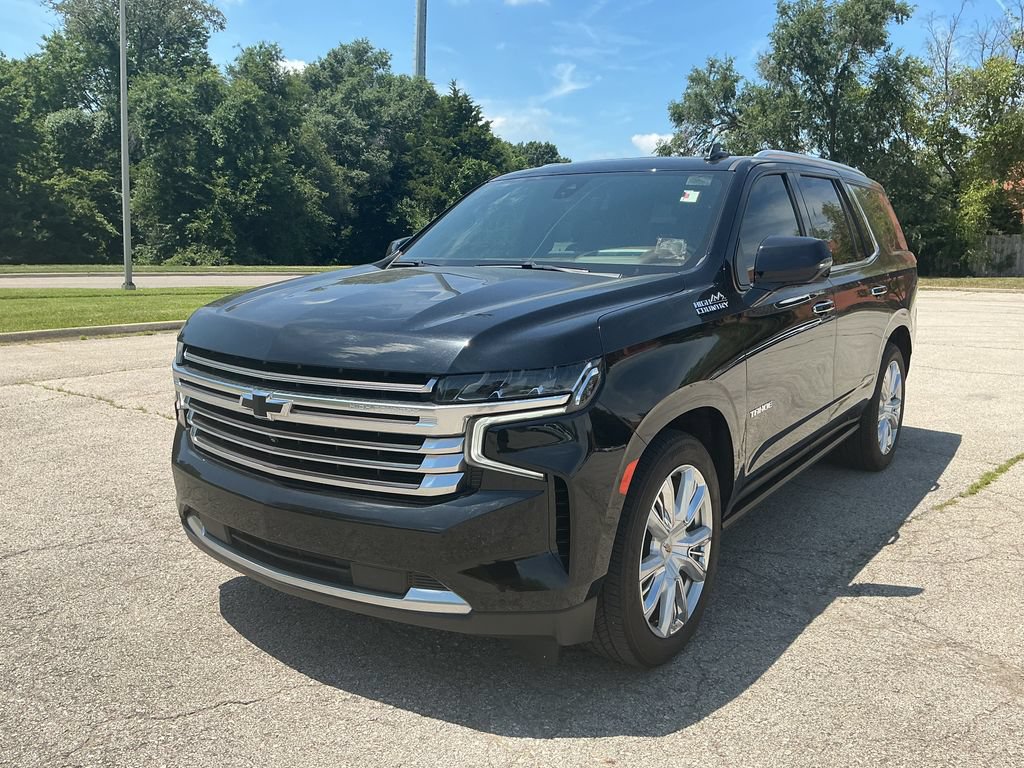 Used 2021 Chevrolet Tahoe High Country RWD image 1