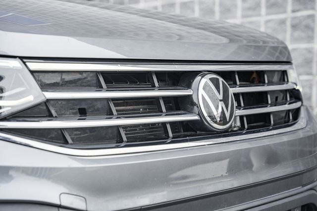 Used 2023 Volkswagen Tiguan S image 12
