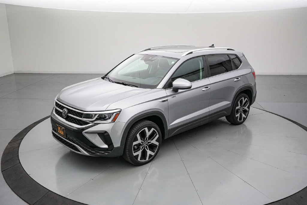 Used 2023 Volkswagen Taos SEL AWD/4WD image 8