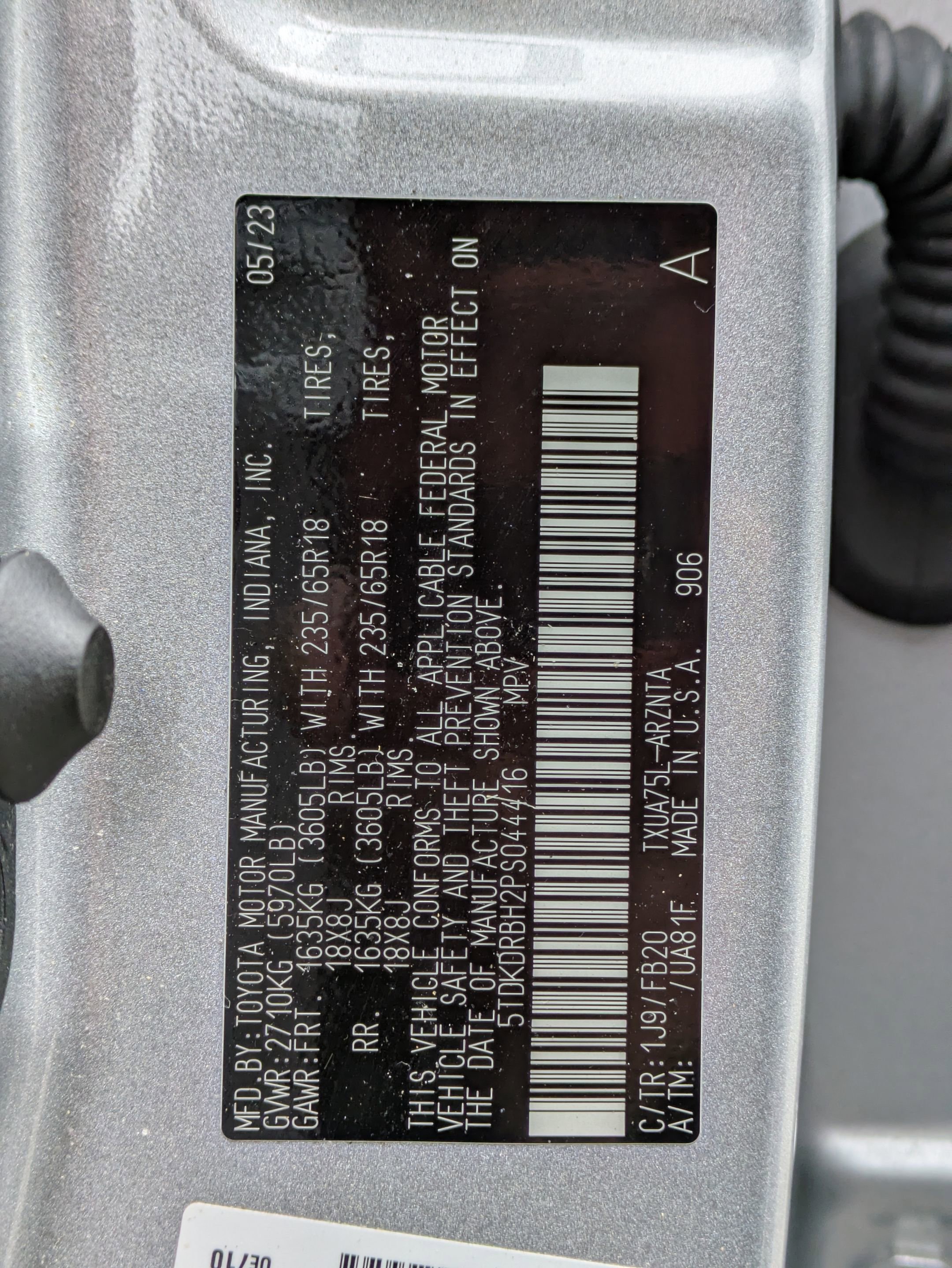 Used 2023 Toyota Highlander LE AWD/4WD image 24