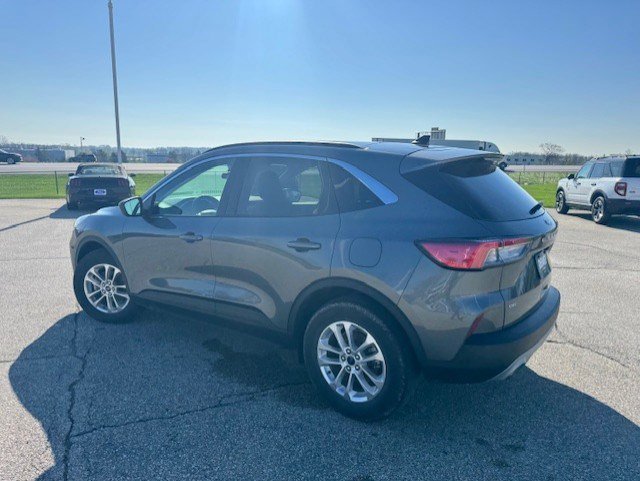 Certified 2022 Ford Escape SE w/ Convenience Package AWD/4WD image 3