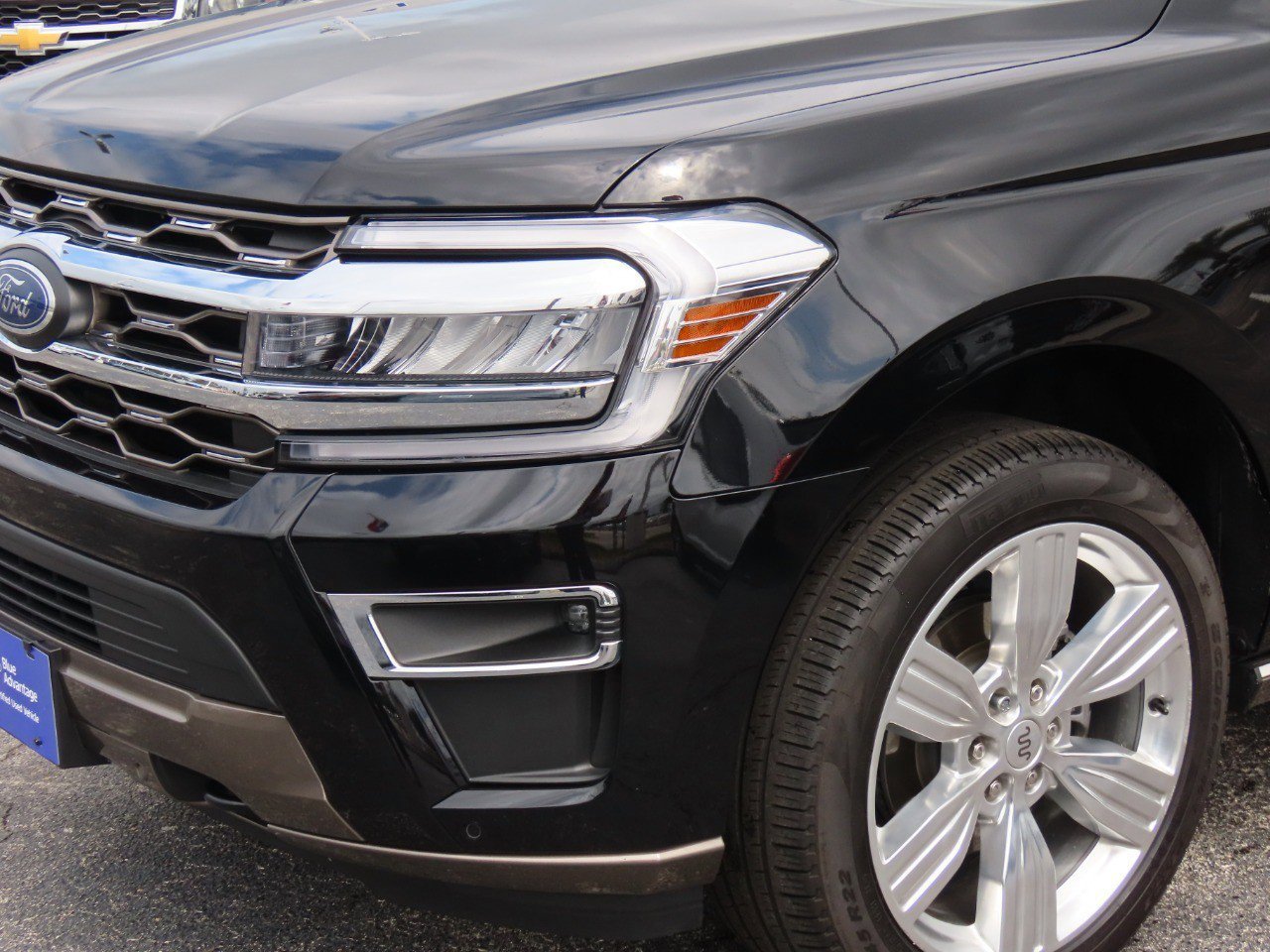 Certified 2024 Ford Expedition King Ranch AWD/4WD image 9