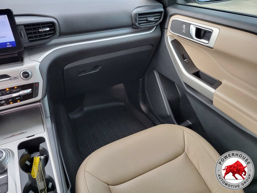 Certified 2022 Ford Explorer XLT RWD image 23