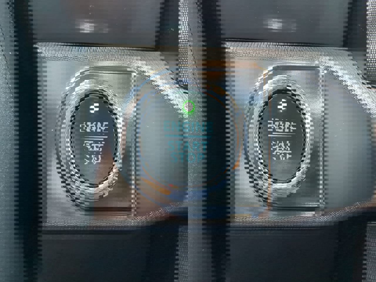 Certified 2021 Ford F150 Platinum w/ Equipment Group 701A High image 27