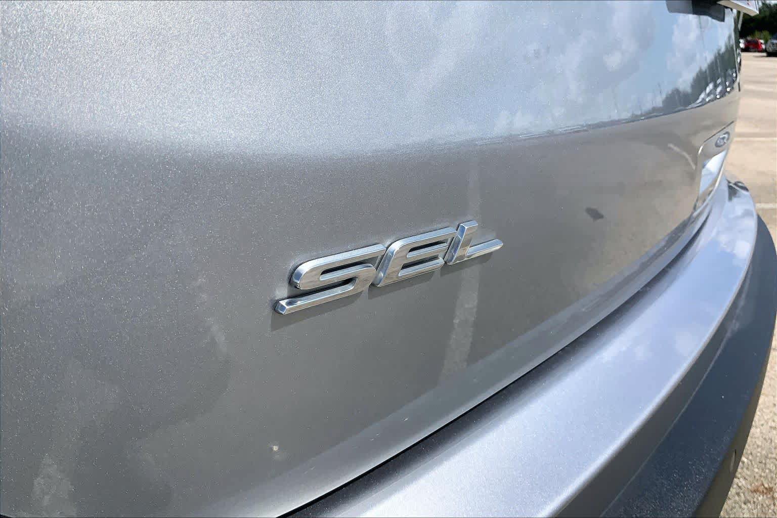 Certified 2024 Ford Edge SEL AWD/4WD image 10