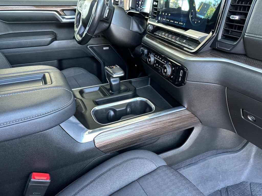 Used 2022 Chevrolet Silverado 1500 RST w/ Convenience Package II AWD/4WD image 14