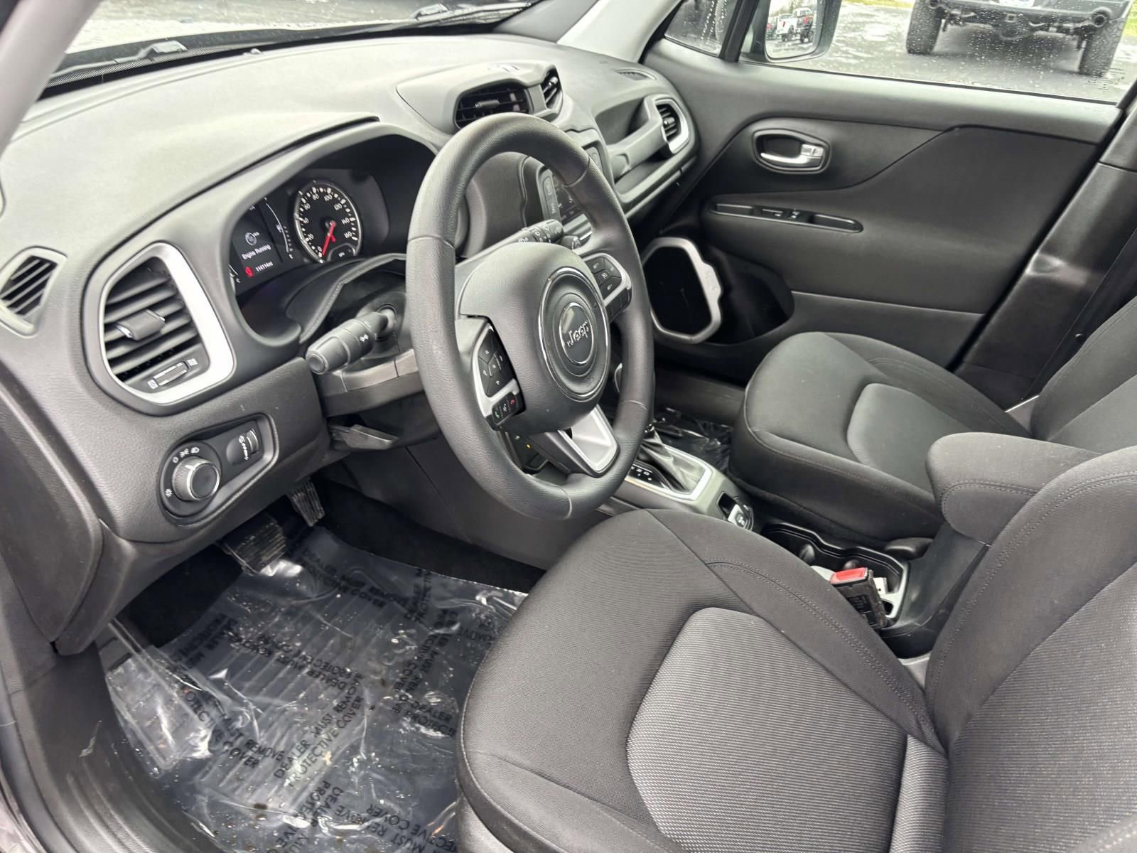 Used 2018 Jeep Renegade Sport w/ Power & Air Group image 26