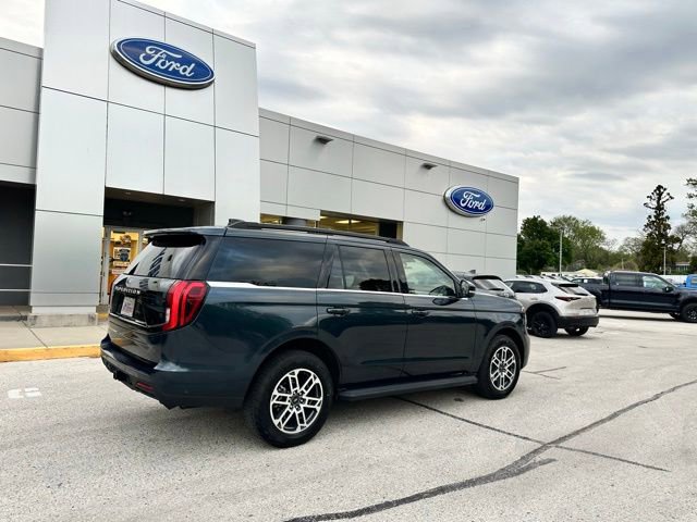 Certified 2025 Ford Expedition Active AWD/4WD image 23
