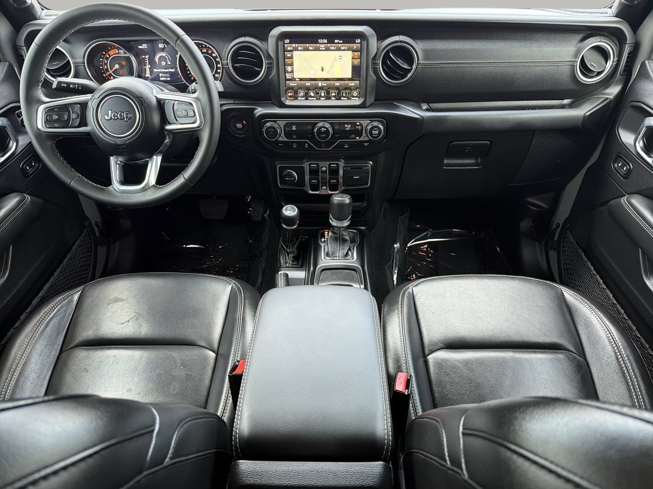 Used 2022 Jeep Wrangler Unlimited Sahara w/ LED Lighting Group AWD/4WD image 12
