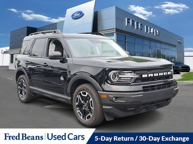 Certified 2023 Ford Bronco Sport Outer Banks AWD/4WD image 1