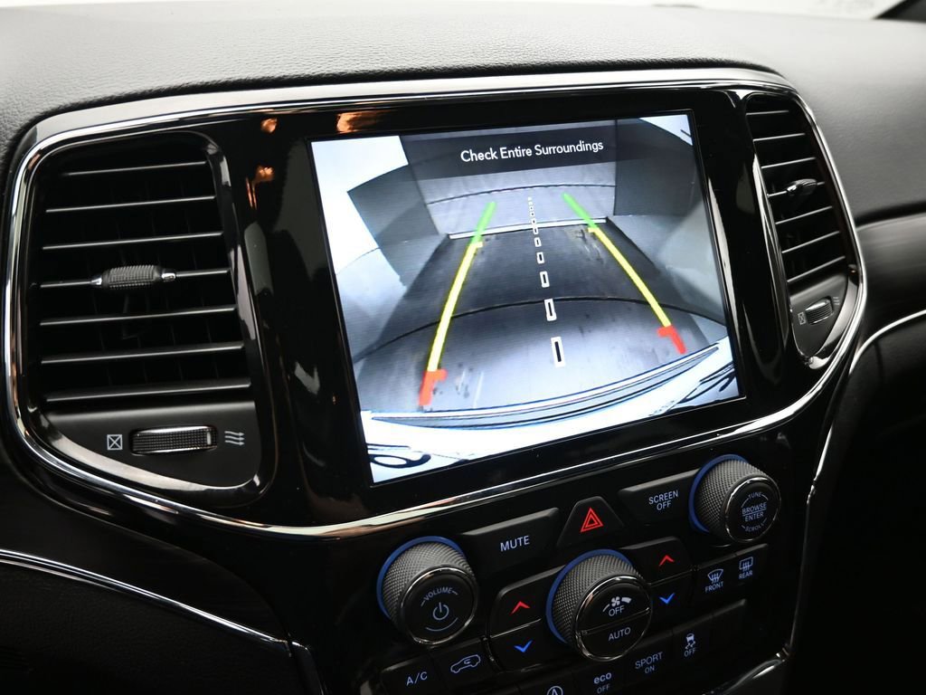 Used 2022 Jeep Grand Cherokee Limited w/ Tech Group image 17