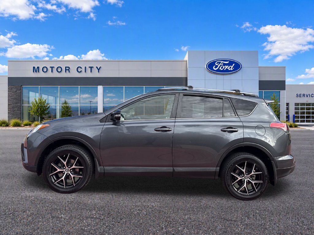 Used 2017 Toyota RAV4 SE FWD image 5