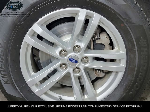 Certified 2023 Ford Explorer XLT w/ Class IV Trailer Tow Package AWD/4WD image 11
