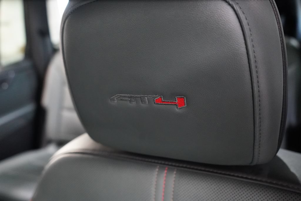 Used 2025 GMC Acadia AT4 w/ Super Cruise Package AWD/4WD image 20