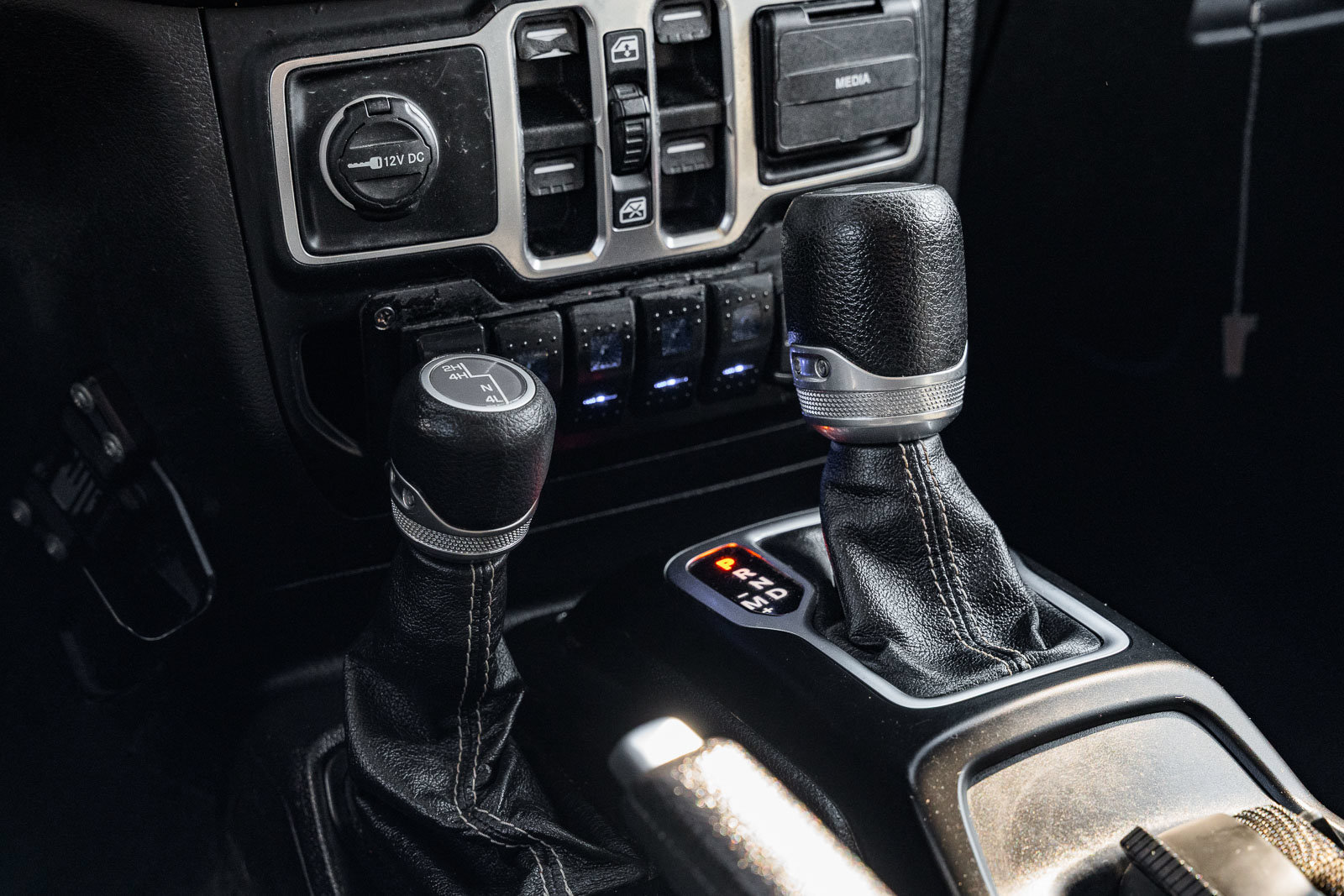 Used 2021 Jeep Wrangler Unlimited Sahara AWD/4WD image 30