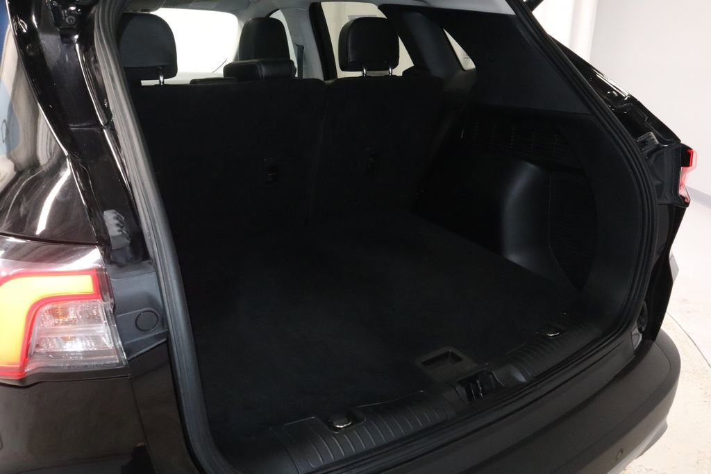 Certified 2022 Ford Escape Titanium image 14