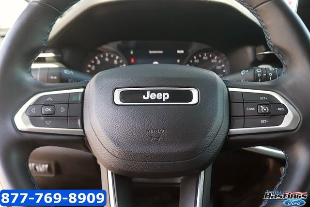 Used 2022 Jeep Compass Latitude w/ Sun and Sound Group FWD image 17
