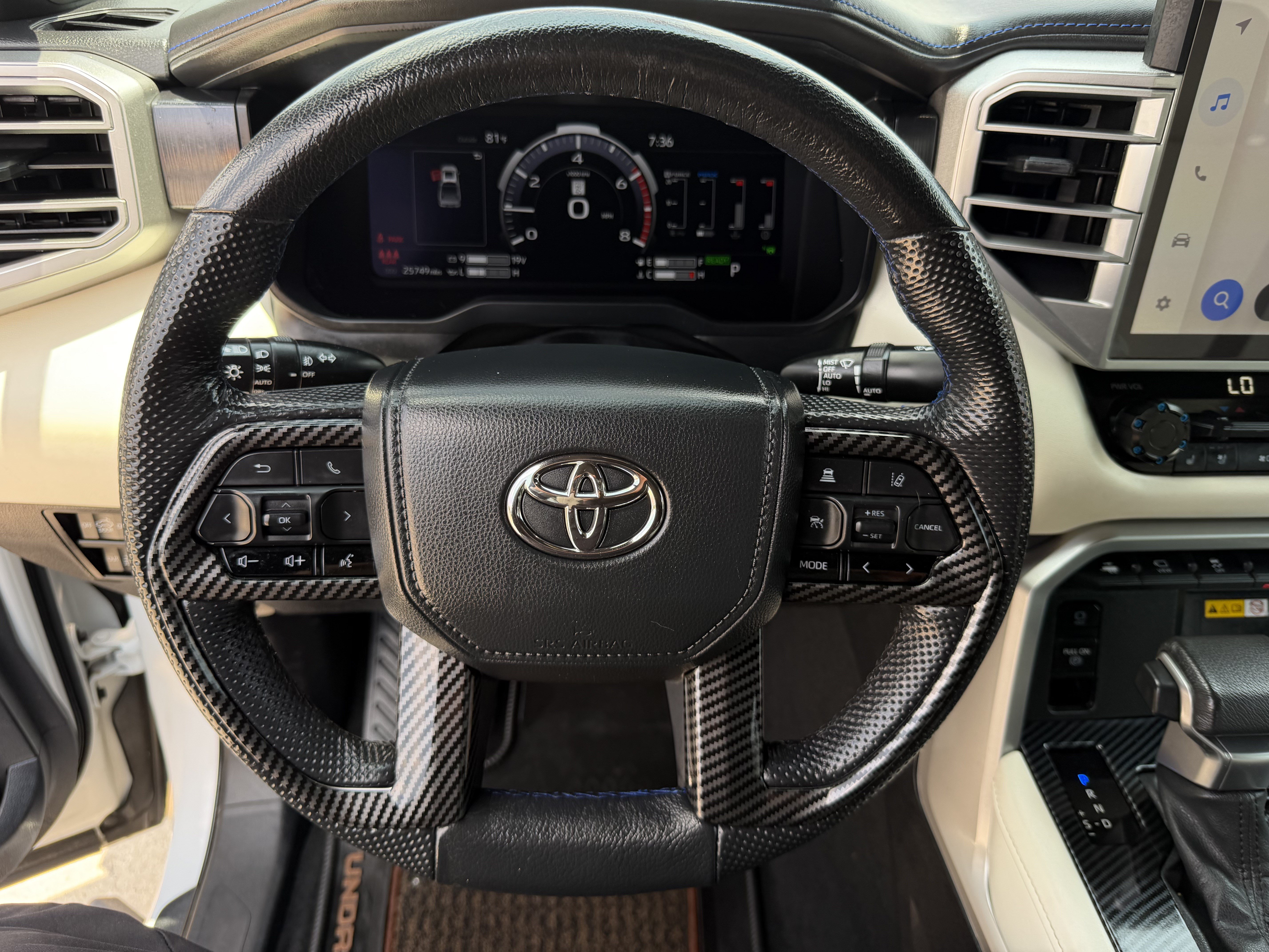 Used 2024 Toyota Tundra Platinum AWD/4WD image 18