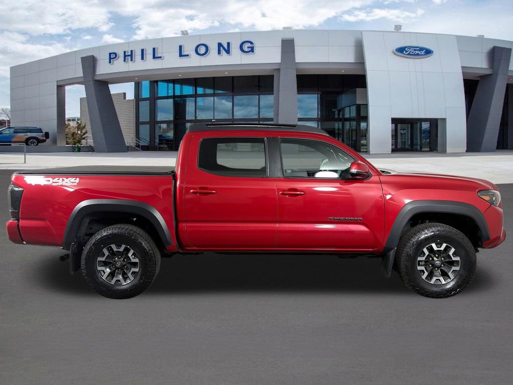 Used 2023 Toyota Tacoma TRD Off-Road w/ Technology Package AWD/4WD image 6