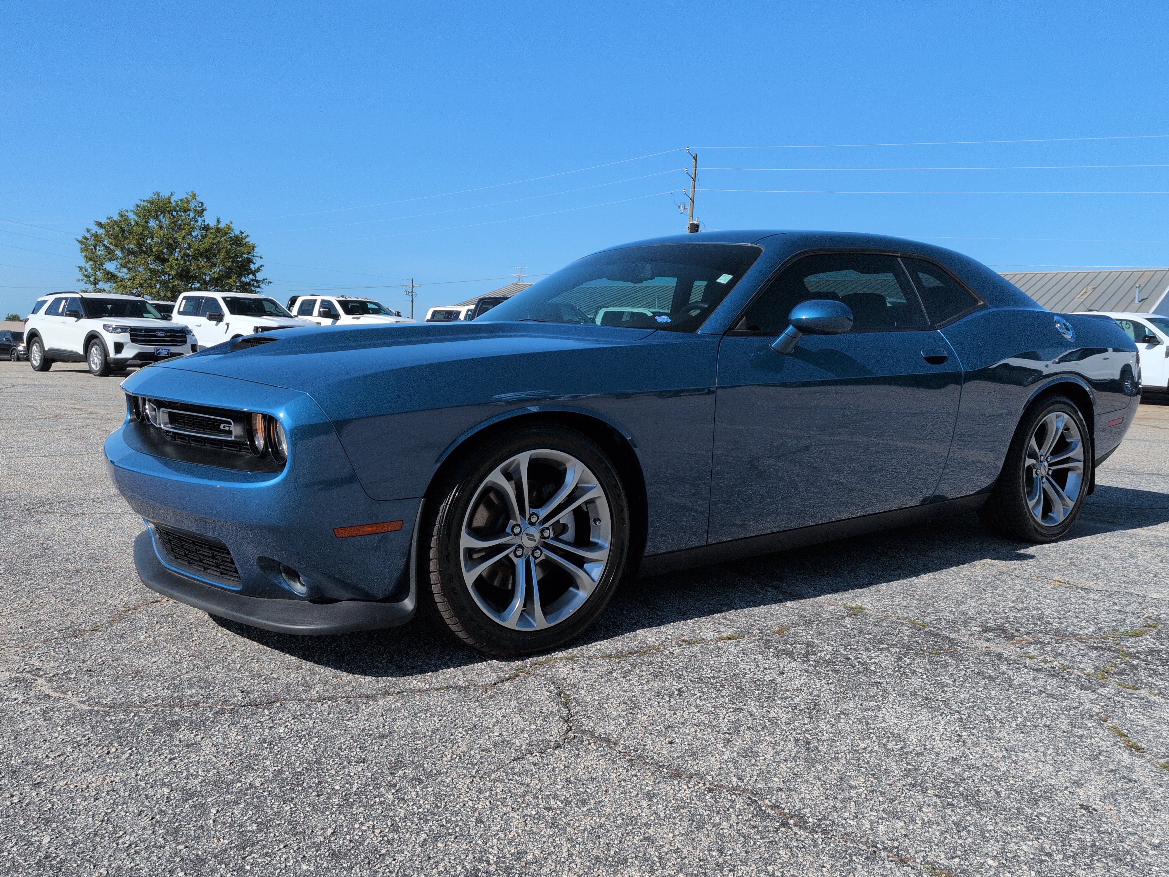 Used 2021 Dodge Challenger GT w/ Plus Package RWD image 6