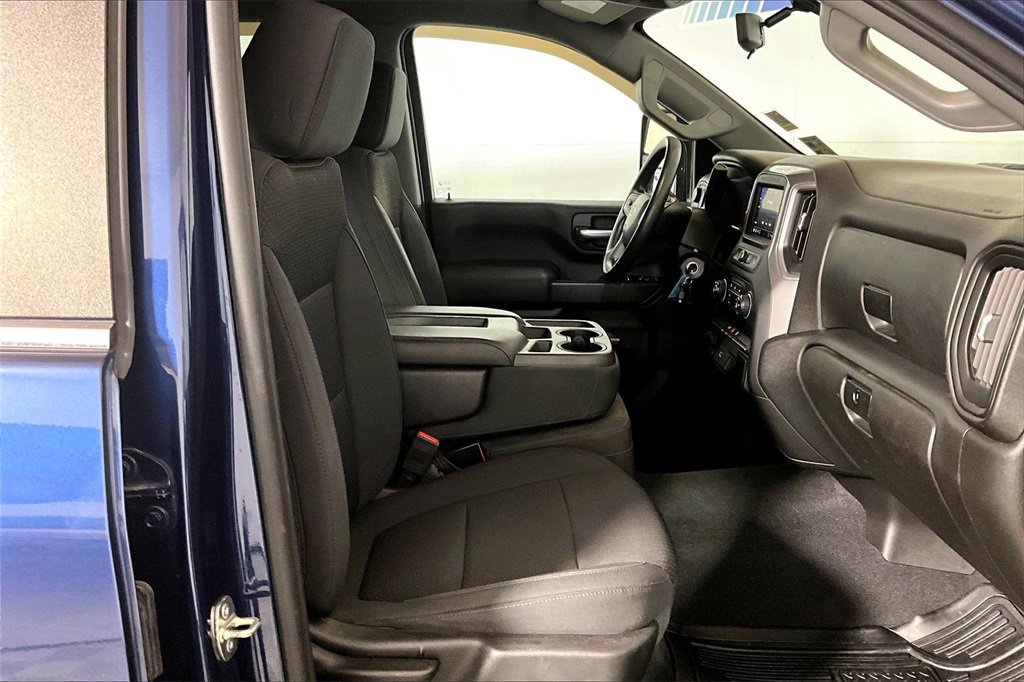 Used 2020 Chevrolet Silverado 3500 W/T w/ Gooseneck/5TH Wheel Package image 6