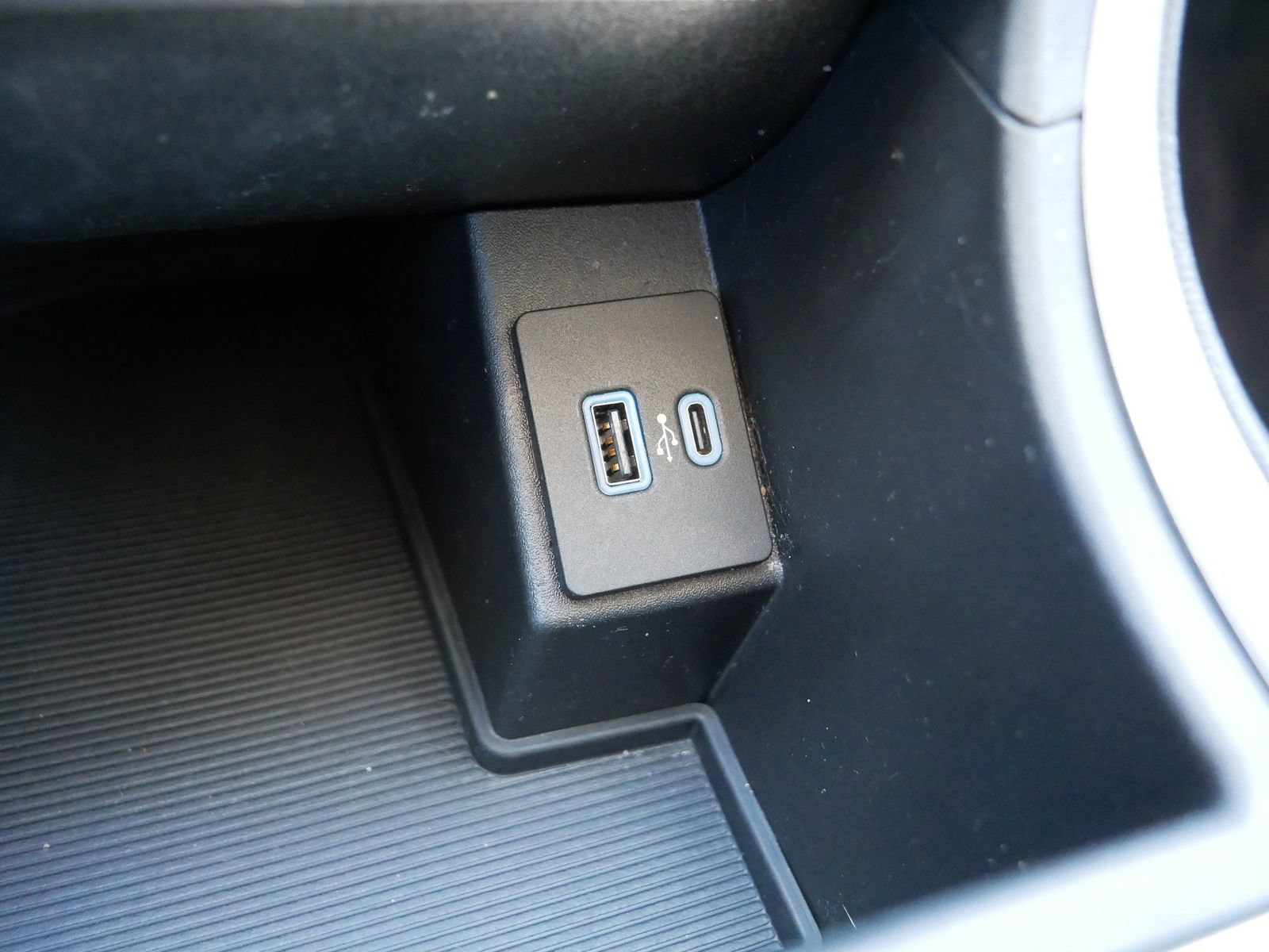 Certified 2022 Ford Edge SE AWD/4WD image 30