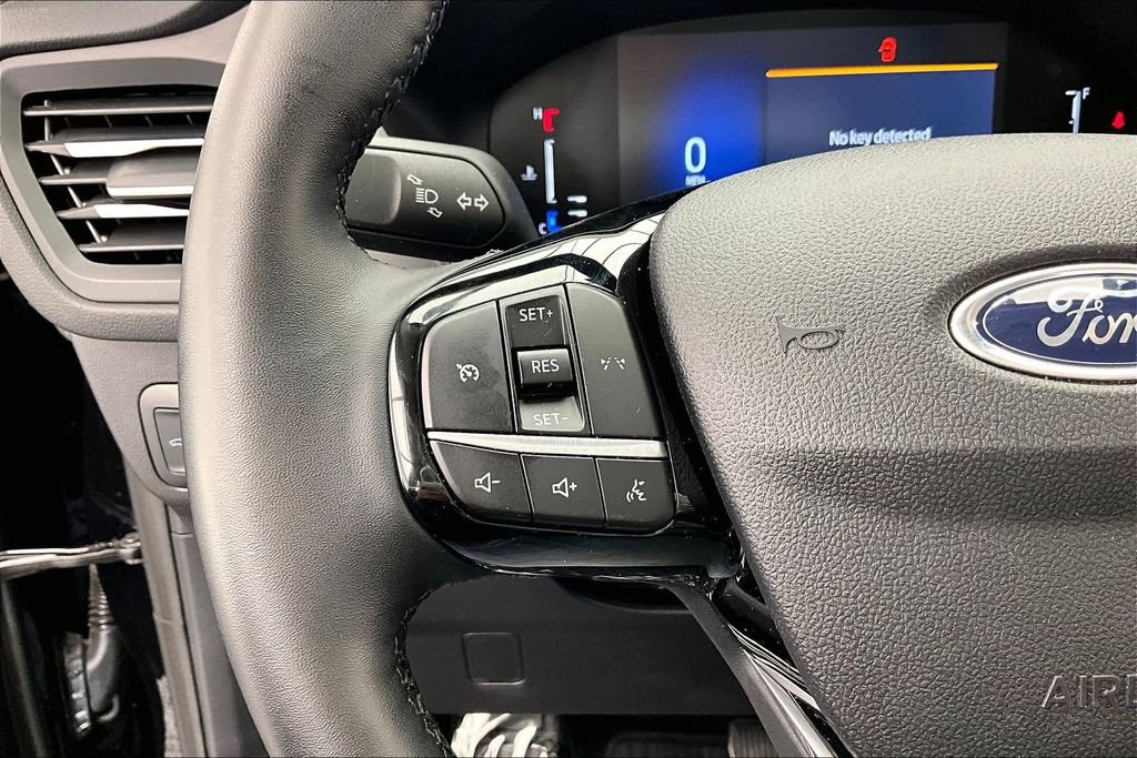 Certified 2024 Ford Escape Active AWD/4WD image 18