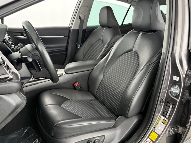 Used 2023 Toyota Camry SE image 10