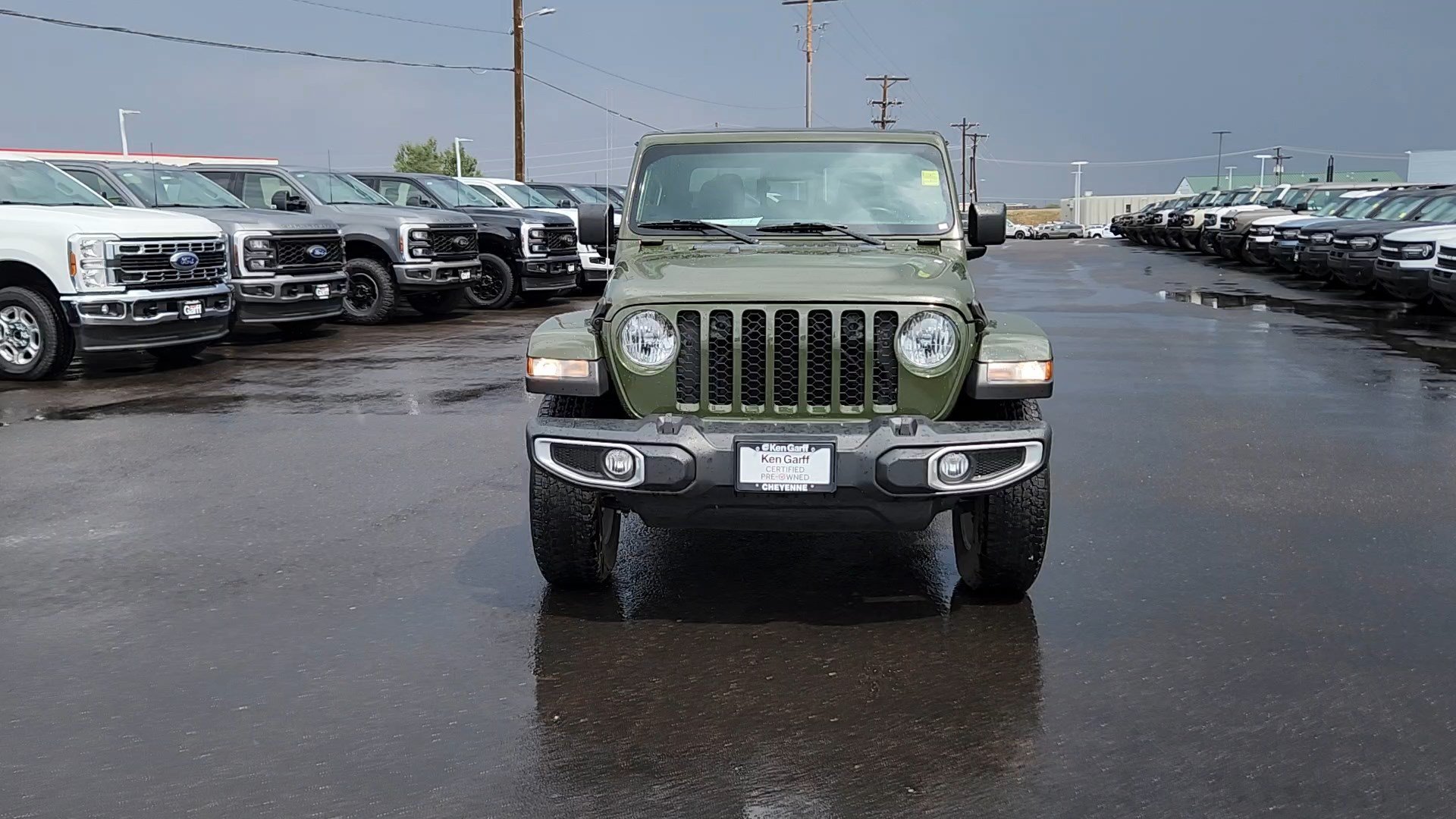 Used 2023 Jeep Gladiator Sport AWD/4WD image 4