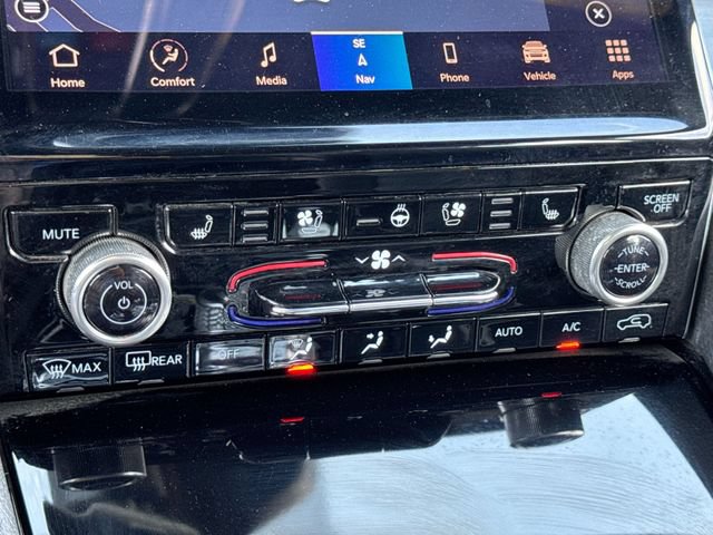 Used 2021 Jeep Grand Cherokee L Overland w/ Luxury Tech Group IV AWD/4WD image 19