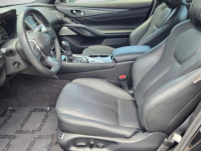 Used 2022 INFINITI Q60 3.0t Luxe w/ Essential Package RWD image 15