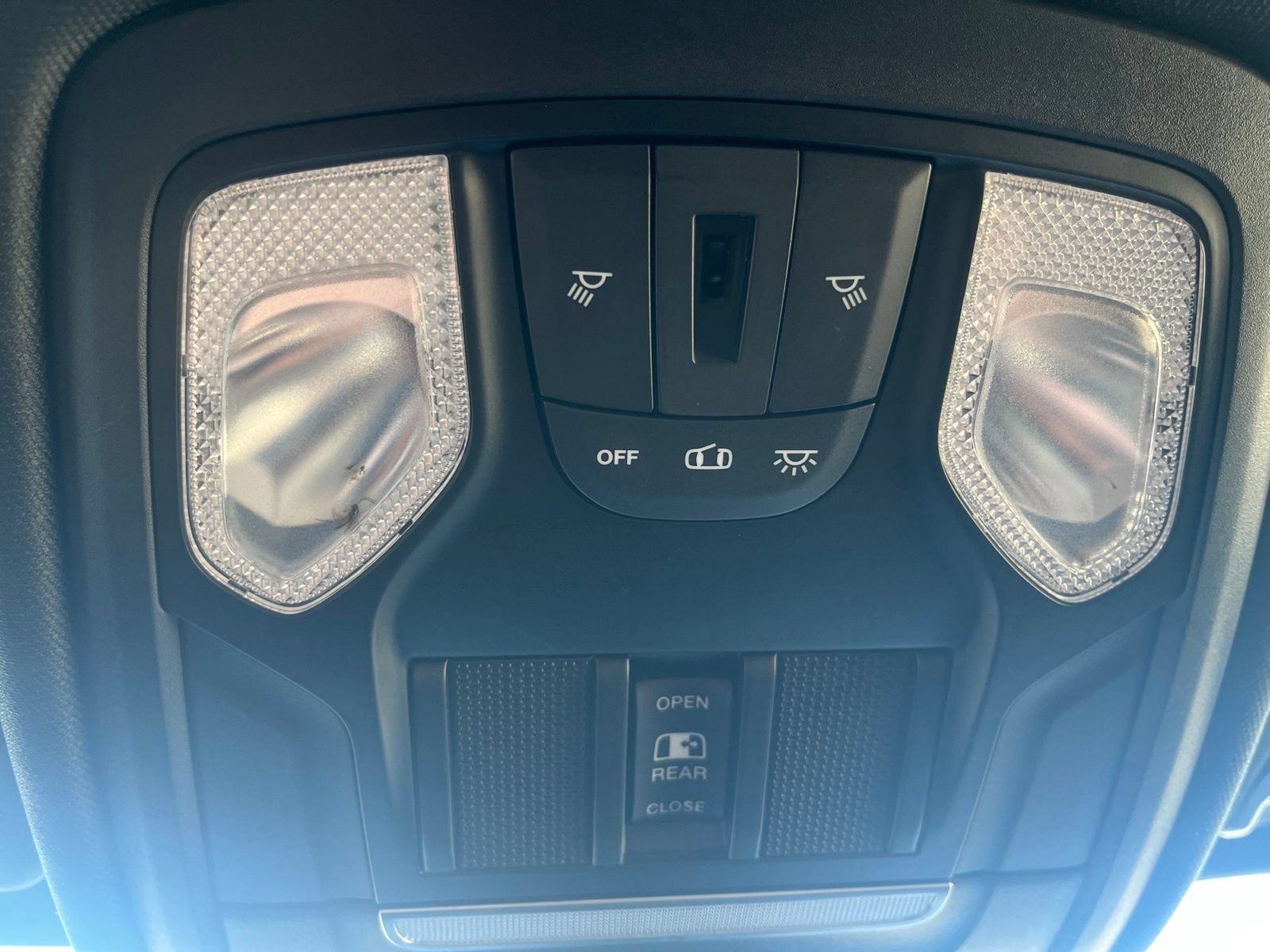 Used 2021 RAM 1500 Big Horn w/ Built-to-serve Edition AWD/4WD image 31