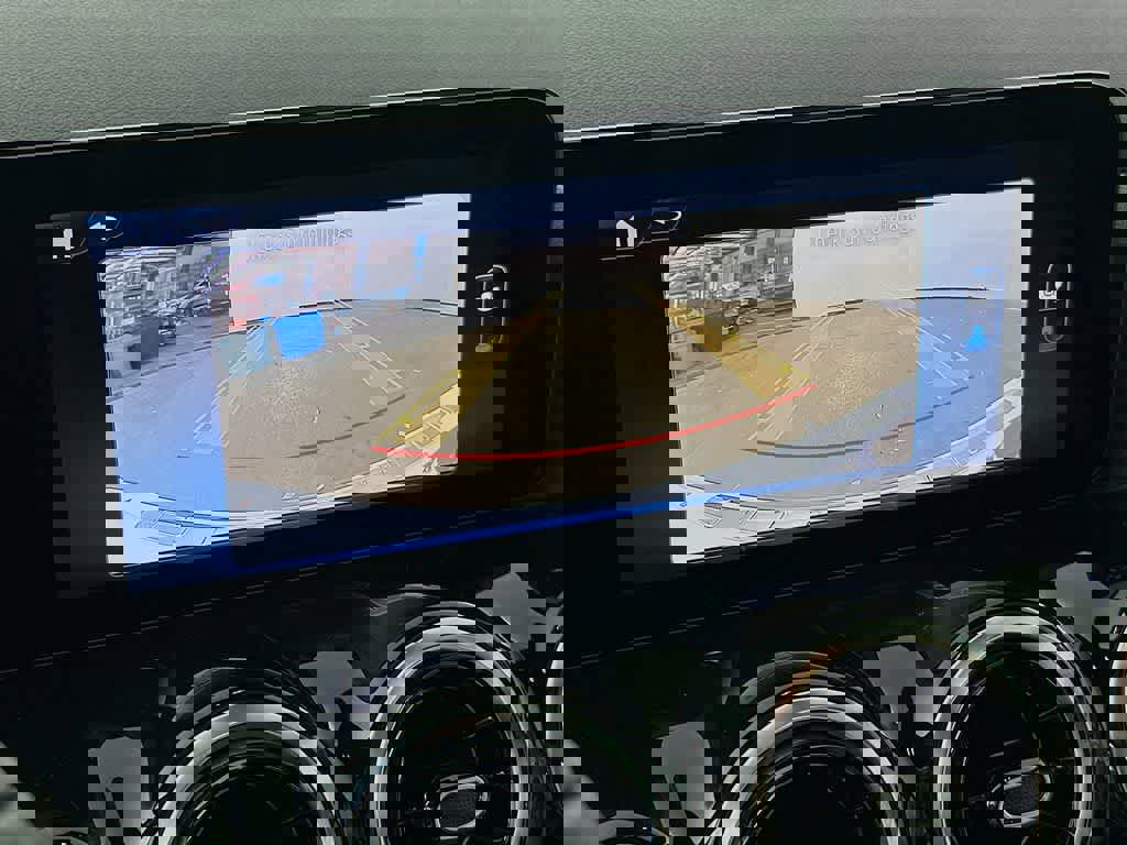 Used 2025 Mercedes-Benz GLA 250 4MATIC image 28