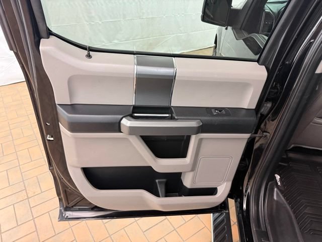 Certified 2018 Ford F150 XLT w/ Equipment Group 302A Luxury AWD/4WD image 20