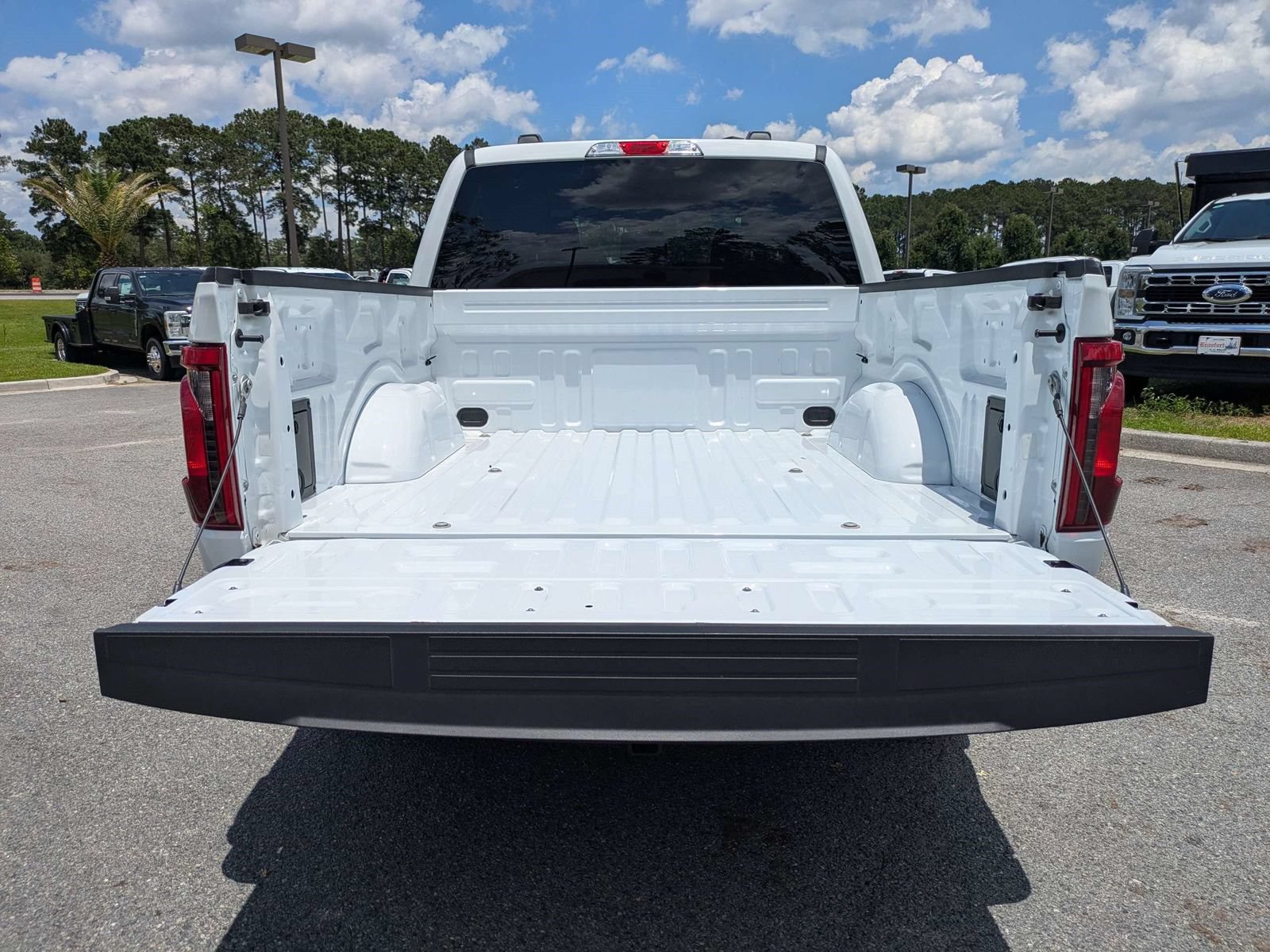 Certified 2025 Ford F150 STX w/ LOBO Package AWD/4WD image 5