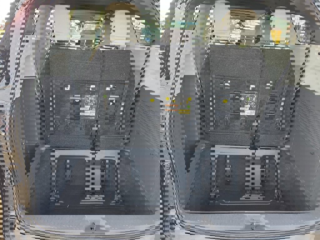 Used 2024 Toyota Sienna XSE image 14