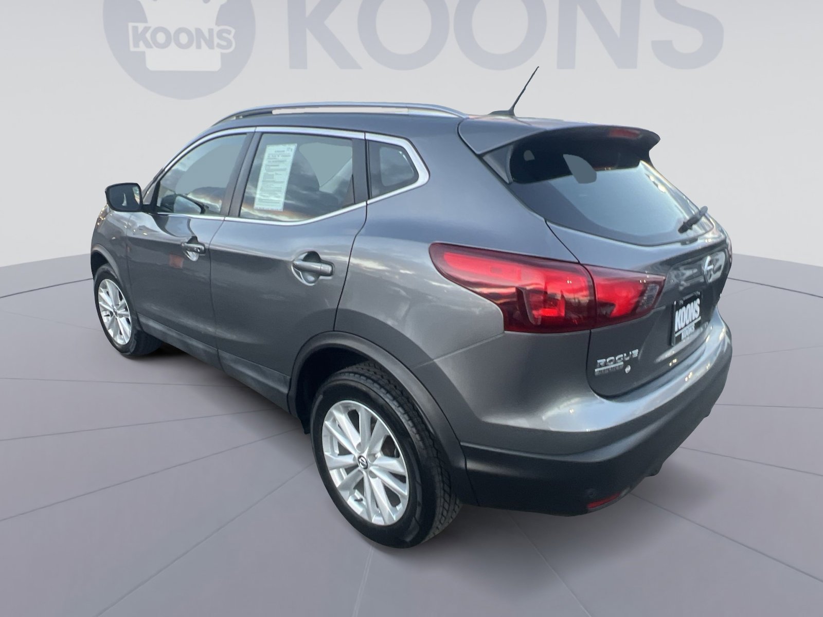 Used 2019 Nissan Rogue Sport SV image 4