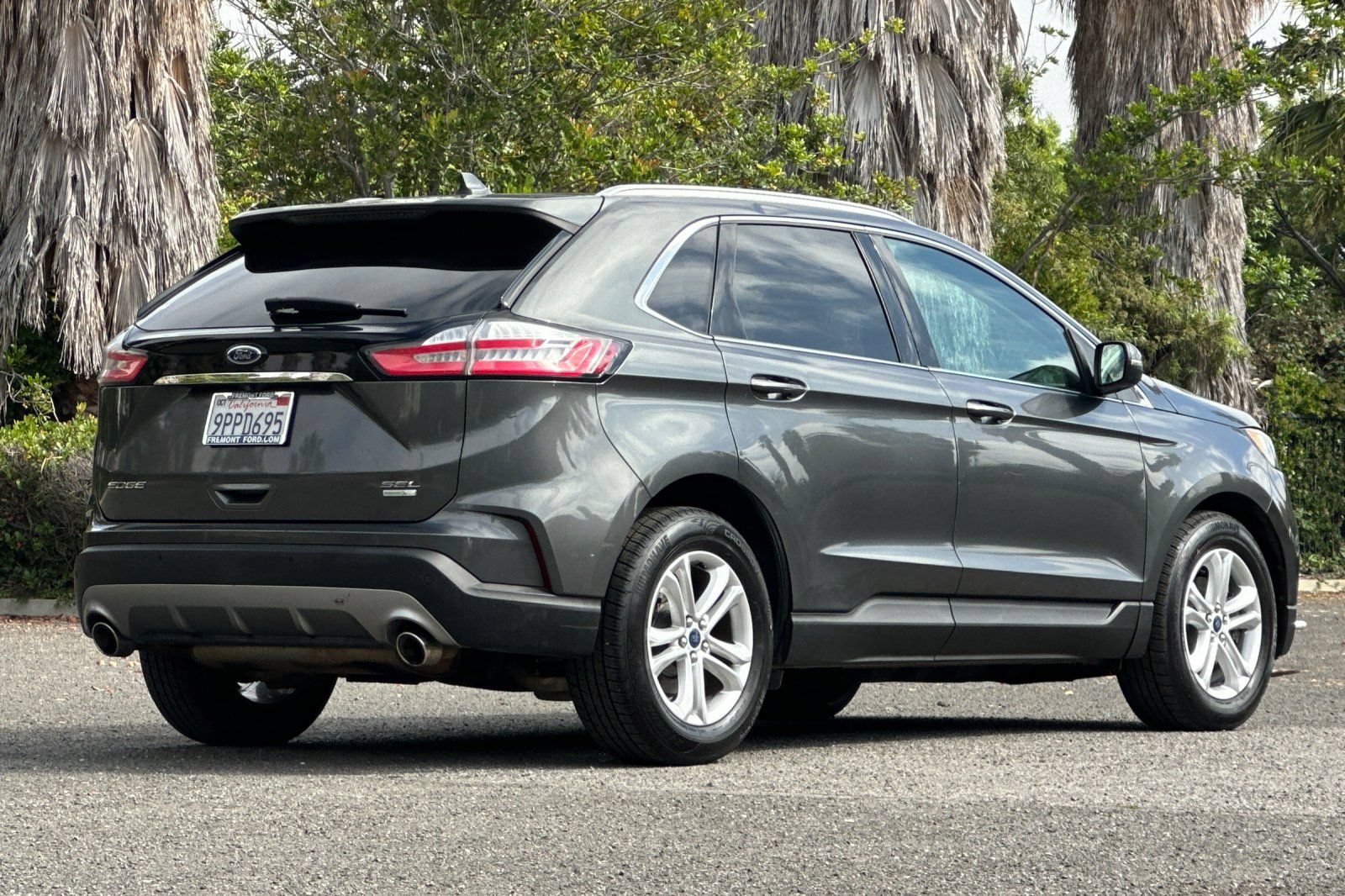Certified 2019 Ford Edge SEL w/ Equipment Group 201A AWD/4WD image 3